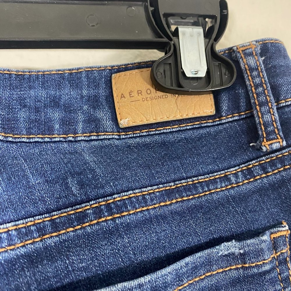 Aeropostale Midi Medium Wash Denim Jean Shorts 4 - Picture 8 of 9